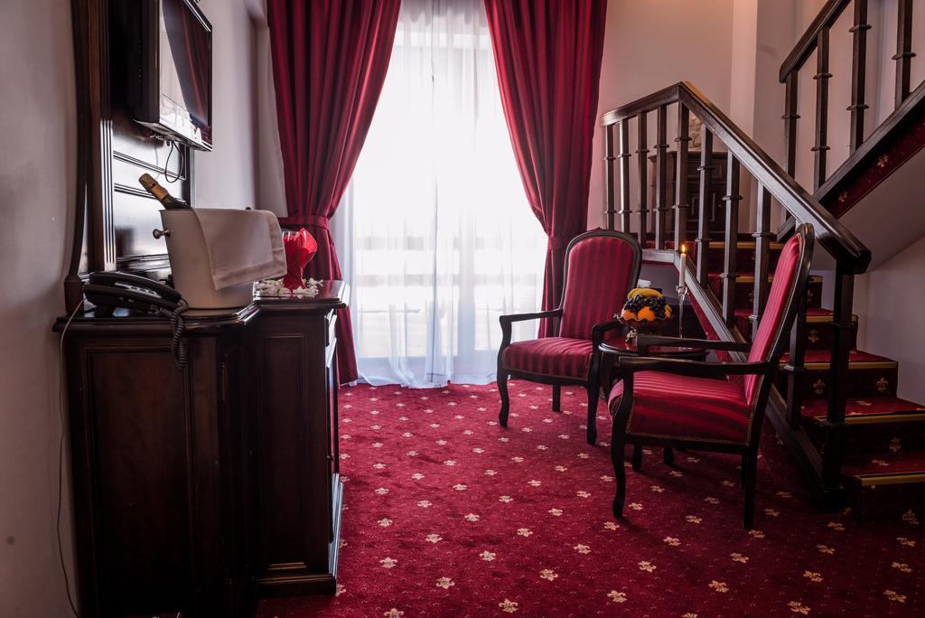 Emire Boutique Zarnesti Quarto foto