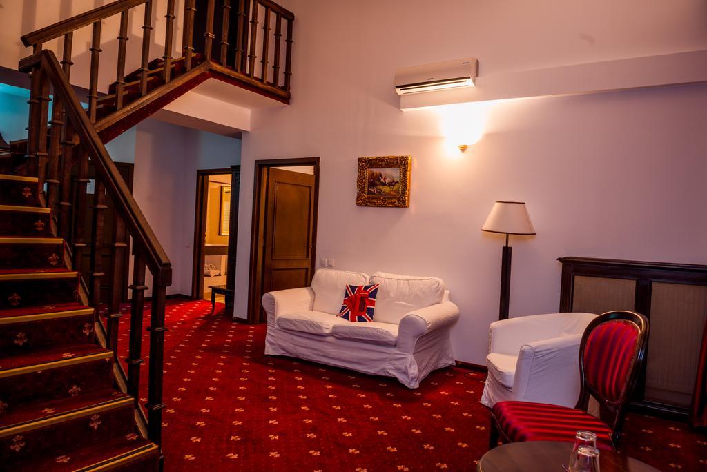 Emire Boutique Zarnesti Quarto foto