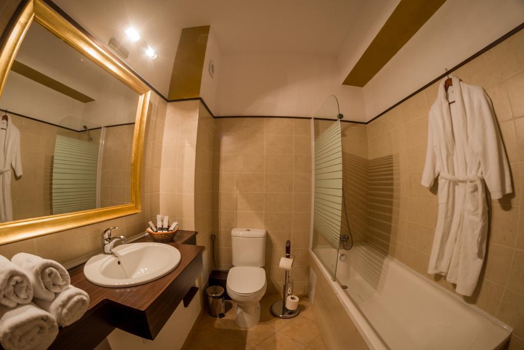 Emire Boutique Zarnesti Quarto foto
