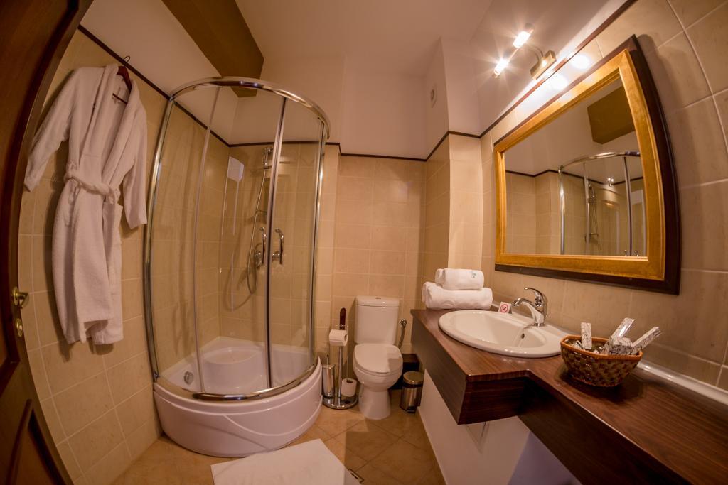 Emire Boutique Zarnesti Quarto foto